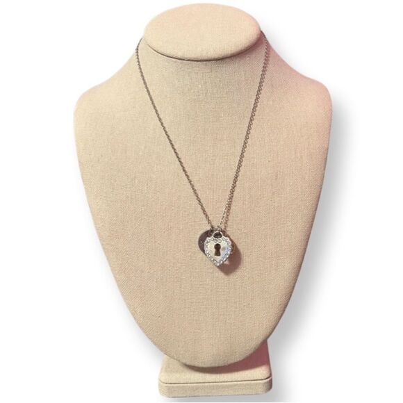 🤯5/$20🤯 Silver Heart Charm Forever Charm And Topaz Crystal Necklace - Picture 2 of 5
